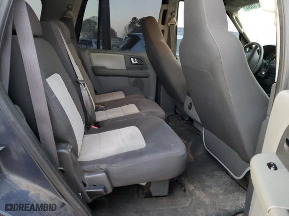 2006 Ford Expedition Special Service with VIN 1FMPU16536LA68596, listed as a Copart auction lot 86321864 with 158,793 mi miles and Salvage Title. Bid and sale history available at carsss.com. Image 11.