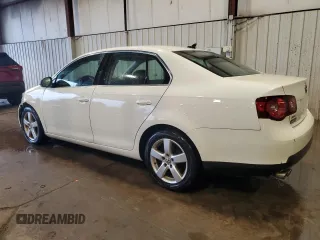 2008 Volkswagen Jetta SE с VIN 3VWRZ71K58M139438, выставлен на аукционе Copart как лот 56908155 с пробегом 91 592 миль миль и Списание • Salvage title. История ставок и продаж доступна на DreamBid. Изображение 2.