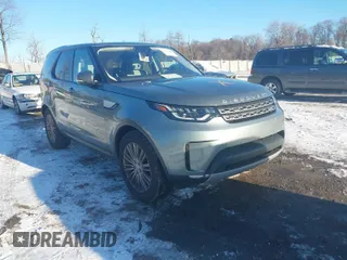 2017 Land Rover Discovery HSE Luxury with VIN SALRHBBV1HA018882, listed as a IAAI auction lot 41266268 with 105,856 mi miles. Bid and sale history available at carsss.com. Image 1.