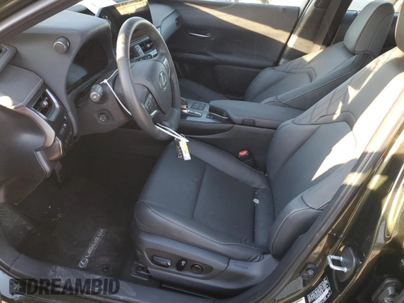 2025 Lexus UX with VIN JTHUCJDH8S2000784, listed as a Copart auction lot 86958384 with 0 mi miles and Salvage Title. Bid and sale history available at carsss.com. Image 7.