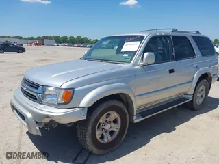 2002 Toyota 4Runner Limited with VIN JT3GN87RX20239209, listed as a IAAI auction lot 42105302 with 266,064 mi miles. Bid and sale history available at carsss.com. Image 6.