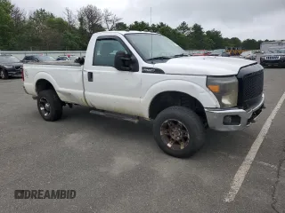 2015 Ford F-250 XLT with VIN 1FTBF2B63FEA06536, listed as a Copart auction lot 64244855 with 135,392 mi miles and Clean title. Bid and sale history available at DreamBid. Image 4.