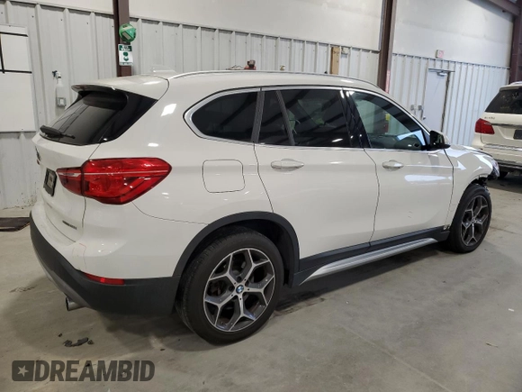 2018 BMW X1 sDrive28i with VIN WBXHU7C32J3H43903, listed as a Copart auction lot 45000375 with 76,158 mi miles and Salvage Title. Bid and sale history available at carsss.com. Image 3.