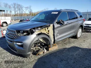 2022 Ford Explorer King Ranch z VIN 1FM5K8LC1NGC30483, wystawiony jako Copart lot #48477725 z przebiegiem 21 339 mil mil oraz Szkoda całkowita • Salvage title. Historia ofert i sprzedaży dostępna na DreamBid. Obrazek 1.