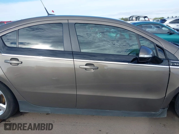 2014 Chevrolet Volt with VIN 1G1RD6E43EU130731, listed as a IAAI auction lot 41798604 with 136,113 mi miles and . Bid and sale history available at carsss.com. Image 13.