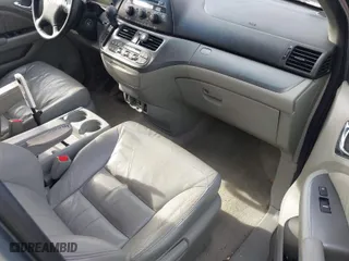 2007 Honda Odyssey EX-L with VIN 5FNRL38627B017130, listed as a IAAI auction lot 41757240 with 205,137 mi miles. Bid and sale history available at carsss.com. Image 5.