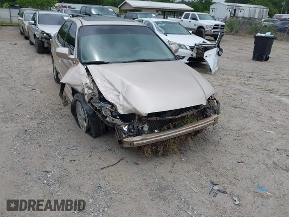 2001 Honda Accord EX z VIN 1HGCG16561A080094, wystawiony jako IAAI lot #42230752 z przebiegiem 246 469 mil mil oraz . Historia ofert i sprzedaży dostępna na DreamBid. Obrazek 6.