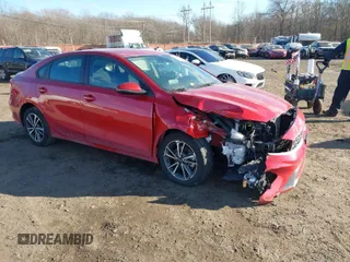 2022 Kia Forte LXS z VIN 3KPF24AD0NE437573, wystawiony jako IAAI lot #41342189 z przebiegiem 31 437 mil mil oraz . Historia ofert i sprzedaży dostępna na DreamBid. Obrazek 1.