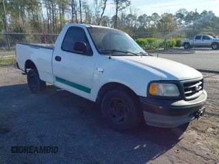 2002 Ford F-150 XL z VIN 1FTRF17L22NB18648, wystawiony jako IAAI lot #41843041 z przebiegiem 90 033 mil mil oraz . Historia ofert i sprzedaży dostępna na DreamBid. Obrazek 1.