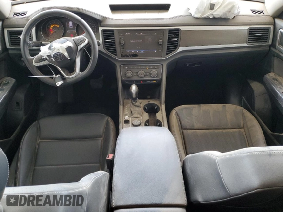 2021 Volkswagen Atlas SE with VIN 1V2HR2CA6MC574517, listed as a Copart auction lot 55796975 with 82,468 mi miles and Clean title. Bid and sale history available at DreamBid. Image 8.