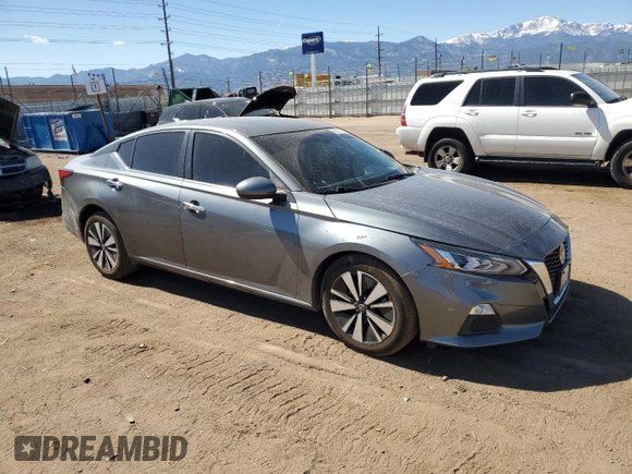 2021 Nissan Altima SV z VIN 1N4BL4DVXMN328151, wystawiony jako Copart lot #48031525 z przebiegiem 61 800 mil mil oraz Szkoda całkowita • Salvage title. Historia ofert i sprzedaży dostępna na DreamBid. Obrazek 4.