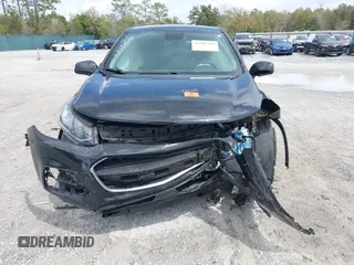 2019 Chevrolet Trax LS with VIN 3GNCJNSB2KL304062, listed as a IAAI auction lot 41782450 with 1 mi miles. Bid and sale history available at carsss.com. Image 12.