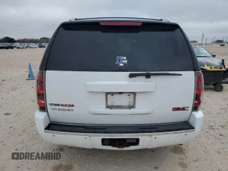 2011 GMC Yukon Denali with VIN 1GKS1EEF7BR400706, listed as a Copart auction lot 85214624 with 326,949 mi miles and Salvage Title. Bid and sale history available at carsss.com. Image 6.
