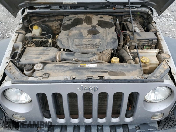 2018 Jeep Wrangler JK Unlimited Sport RHD with VIN 1C4BJWKG3JL830586, listed as a Copart auction lot 89404155 with 211,726 mi miles and Salvage Title. Bid and sale history available at carsss.com. Image 13.