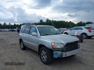 2005 Toyota Highlander with VIN JTEHD21AX50036209, listed as a IAAI auction lot 42723523 with 123,961 mi miles and . Bid and sale history available at DreamBid. Image 1.