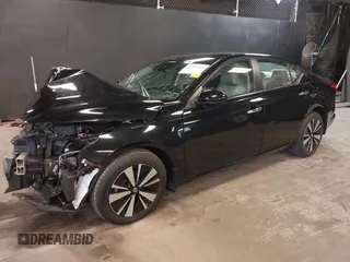 2021 Nissan Altima SV with VIN 1N4BL4DV6MN411107, listed as a IAAI auction lot 42103161 with 22,133 mi miles and . Bid and sale history available at DreamBid. Image 2.