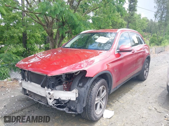 2019 Mercedes-Benz GLC 300 with VIN WDC0G4JB1KV149715, listed as a IAAI auction lot 42161240 with 128,906 mi miles and . Bid and sale history available at DreamBid. Image 2.
