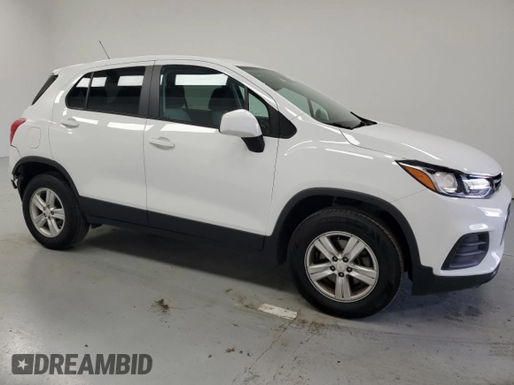 2022 Chevrolet Trax LS with VIN KL7CJNSM9NB512209, listed as a Copart auction lot 52256345 with 60,571 mi miles and Clean Title. Bid and sale history available at carsss.com. Image 4.
