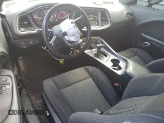 2019 Dodge Challenger SXT z VIN 2C3CDZAG8KH509337, wystawiony jako Copart lot #46736435 z przebiegiem 71 991 mil mil oraz Szkoda całkowita • Salvage title. Historia ofert i sprzedaży dostępna na DreamBid. Obrazek 8.