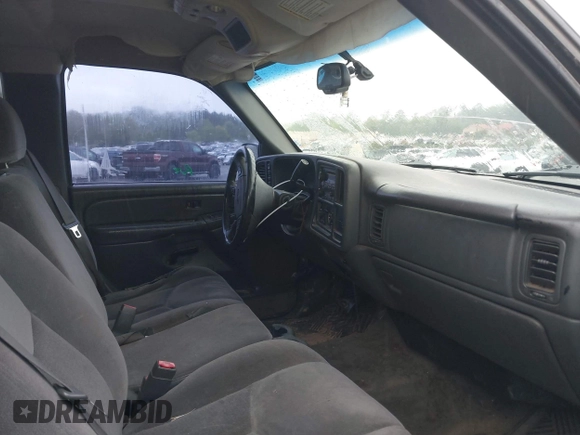 2004 GMC Sierra 1500 SLT with VIN 2GTEK19T841211511, listed as a IAAI auction lot 42099492 with 154,023 mi miles. Bid and sale history available at carsss.com. Image 5.