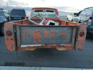 1963 Ford F-250 z VIN F25CR381471, wystawiony jako Copart lot #83724854 z przebiegiem 27 096 mil mil oraz Szkoda całkowita • Salvage title. Historia ofert i sprzedaży dostępna na DreamBid. Obrazek 6.