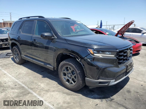 2025 Honda Pilot TrailSport with VIN 5FNYG1H62SB101798, listed as a Copart auction lot 55340585 with 1,065 mi miles and Salvage title. Bid and sale history available at DreamBid. Image 4.