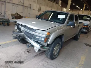 2005 Chevrolet Colorado 1SF LS Z71 with VIN 1GCDT136X58154321, listed as a IAAI auction lot 41906743 with 116,971 mi miles. Bid and sale history available at carsss.com. Image 17.