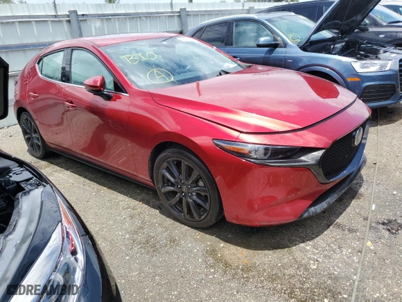 2019 Mazda Mazda3 Hatchback w/Premium Pkg with VIN JM1BPANM6K1139780, listed as a Copart auction lot 60654314 with 34,173 mi miles and Non Repairable. Bid and sale history available at carsss.com. Image 4.