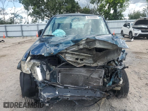 1997 Honda CR-V with VIN JHLRD1856VC037760, listed as a Copart auction lot 61293584 with 185,380 mi miles and Salvage Title. Bid and sale history available at carsss.com. Image 5.