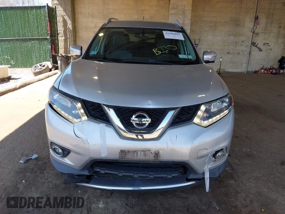 2015 Nissan Rogue SL with VIN 5N1AT2MV4FC892446, listed as a IAAI auction lot 41990895 with 185,423 mi miles and . Bid and sale history available at carsss.com. Image 12.