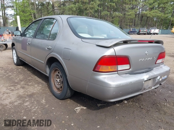 1999 Nissan Maxima GXE с VIN JN1CA21D7XT207262, выставлен на аукционе IAAI как лот 41926037 с пробегом 45 516 миль миль и . История ставок и продаж доступна на DreamBid. Изображение 3.