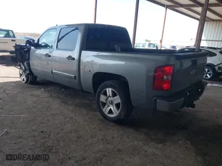 2007 Chevrolet Silverado 1500 LTZ with VIN 2GCEC13J271629085, listed as a IAAI auction lot 41911557 with 275,115 mi miles. Bid and sale history available at carsss.com. Image 3.