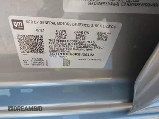 2024 GMC Sierra 1500 with VIN 3GTPHDE86RG429102, listed as a IAAI auction lot 41562527 with 6,272 mi miles and . Bid and sale history available at DreamBid. Image 9.