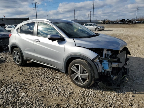 2022 Honda HR-V EX with VIN 3CZRU6H55NM754217, listed as a Copart auction lot 48067225 with 10,968 mi miles and Salvage Title. Bid and sale history available at carsss.com. Image 4.