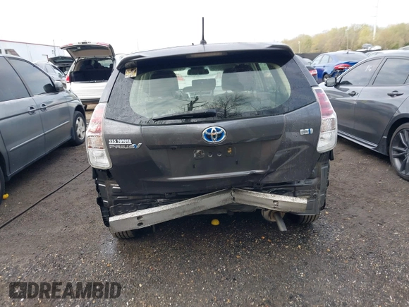 2015 Toyota Prius Two with VIN JTDZN3EU8FJ022093, listed as a IAAI auction lot 41993308 with 114,648 mi miles and . Bid and sale history available at DreamBid. Image 17.