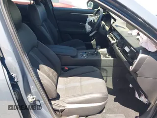2024 Mazda CX-50 S Preferred z VIN 7MMVABBM7RN165817, wystawiony jako IAAI lot #42313129 z przebiegiem Nie podano mil oraz . Historia ofert i sprzedaży dostępna na DreamBid. Obrazek 5.