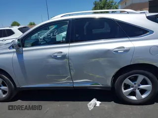 2010 Lexus RX 350 z VIN JTJZK1BA1A2001710, wystawiony jako IAAI lot #42620752 z przebiegiem 138 630 mil mil oraz . Historia ofert i sprzedaży dostępna na DreamBid. Obrazek 14.