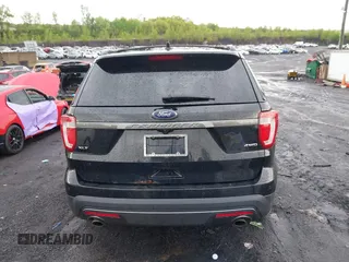 2017 Ford Explorer XLT with VIN 1FM5K8D83HGB84296, listed as a IAAI auction lot 42170542 with 118,335 mi miles and . Bid and sale history available at carsss.com. Image 17.