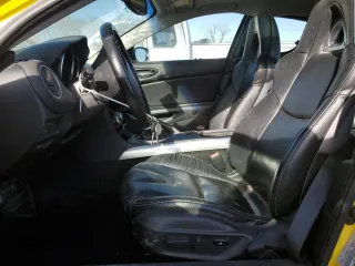 2004 Mazda RX-8 z VIN JM1FE173140109977, wystawiony jako Copart lot #48689145 z przebiegiem 96 086 mil mil oraz Czysty tytuł • Clean title. Historia ofert i sprzedaży dostępna na DreamBid. Obrazek 7.
