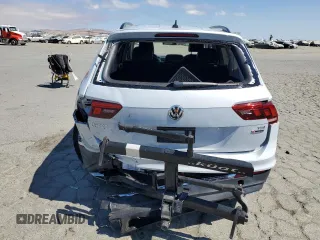 2018 Volkswagen Tiguan SEL with VIN 3VV2B7AX9JM115414, listed as a Copart auction lot 65432185 with 46,251 mi miles and Salvage title. Bid and sale history available at DreamBid. Image 6.