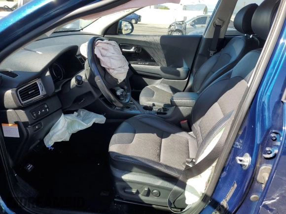 2019 Kia Niro EX with VIN KNDCC3LC0K5274896, listed as a Copart auction lot 47688545 with 81,528 mi miles and Salvage Title. Bid and sale history available at carsss.com. Image 7.