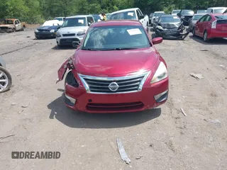 2015 Nissan Altima 2.5 z VIN 1N4AL3AP2FN886302, wystawiony jako IAAI lot #42178436 z przebiegiem 236 061 mil mil oraz . Historia ofert i sprzedaży dostępna na DreamBid. Obrazek 13.