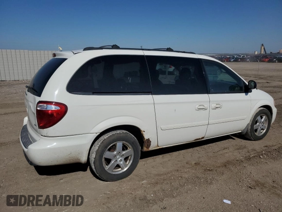 2006 Dodge Grand Caravan SXT z VIN 2D4GP44L96R630705, wystawiony jako Copart lot #55657705 z przebiegiem 243 020 mil mil oraz Szkoda całkowita • Salvage title. Historia ofert i sprzedaży dostępna na DreamBid. Obrazek 3.