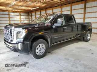 2024 GMC Sierra 3500HD Denali z VIN 1GT49WEY1RF223604, wystawiony jako Copart lot #47611975 z przebiegiem 7 718 mil mil oraz Szkoda całkowita • Salvage title. Historia ofert i sprzedaży dostępna na DreamBid. Obrazek 1.