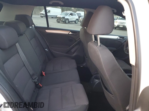 2010 Volkswagen Golf с VIN WVWDB7AJ4AW333358, выставлен на аукционе Copart как лот 82604394 с пробегом 126 945 миль миль и Списание • Salvage title. История ставок и продаж доступна на DreamBid. Изображение 10.