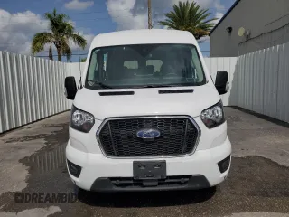 2024 Ford Transit Passenger XL z VIN 1FBAX2C85RKA36446, wystawiony jako Copart lot #60238785 z przebiegiem 325 mil mil oraz Czysty tytuł • Clean title. Historia ofert i sprzedaży dostępna na DreamBid. Obrazek 5.