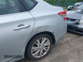 2014 Nissan Sentra SR z VIN 3N1AB7APXEY209345, wystawiony jako IAAI lot #42378706 z przebiegiem 132 705 mil mil oraz . Historia ofert i sprzedaży dostępna na DreamBid. Obrazek 6.
