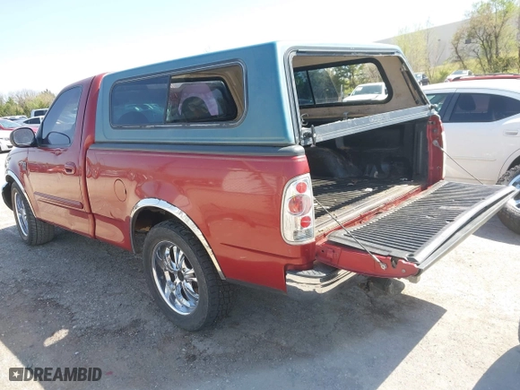 1999 Ford F-150 Work Series with VIN 1FTRF17W0XNB19833, listed as a IAAI auction lot 41993435 with 1 mi miles. Bid and sale history available at carsss.com. Image 3.
