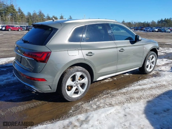 2023 Audi Q5 S line Premium Plus with VIN WA1EAAFY6P2181300, listed as a IAAI auction lot 41696075 with 21,512 mi miles. Bid and sale history available at carsss.com. Image 4.