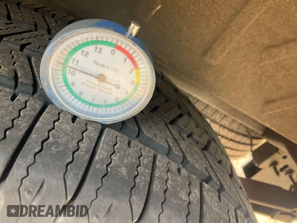 2020 Ford Transit Cargo with VIN 1FTBR1Y85LKB76565, listed as a IAAI auction lot 42294606 with 141,999 mi miles and . Bid and sale history available at DreamBid. Image 15.
